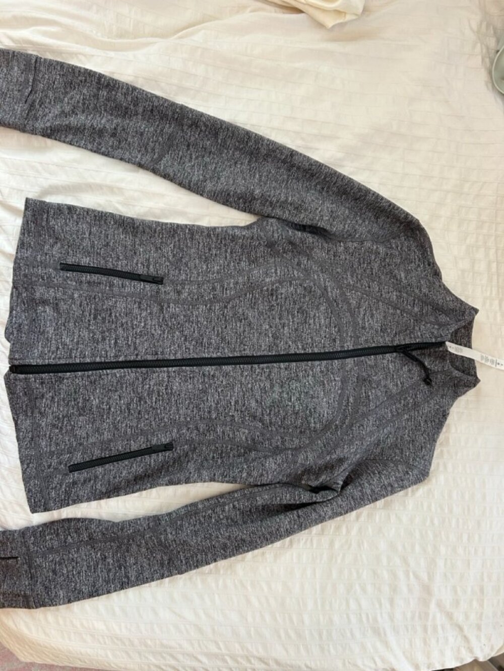 Lululemon zip jacket sz 8